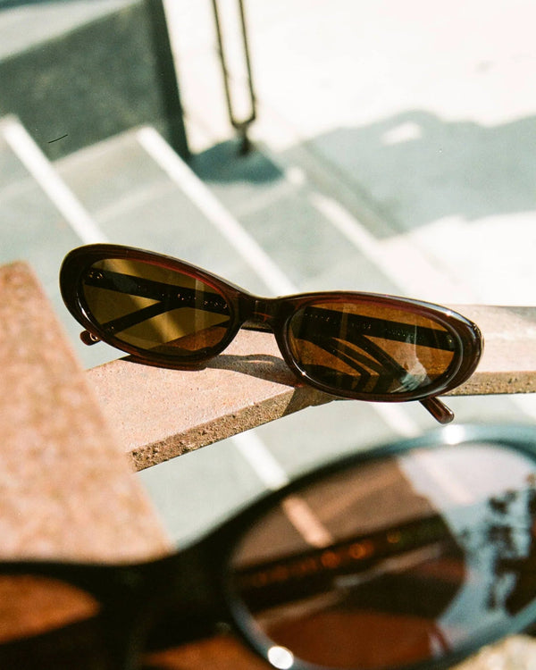 The Luv Buzz / Midnight Plum Bio & Polarised Desert Lens - Shade Files